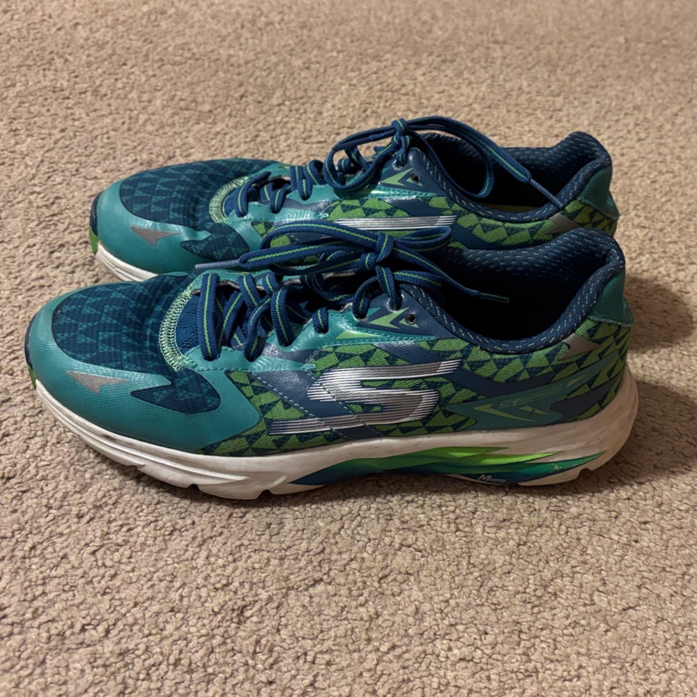 Skechers Blue and Green Athletic Shoes